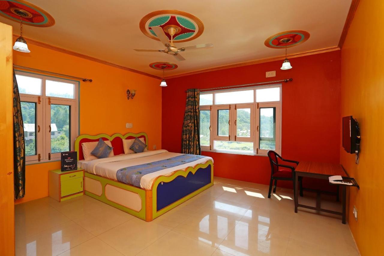 Super Oyo Hotel El Classics Srīnagar Eksteriør bilde